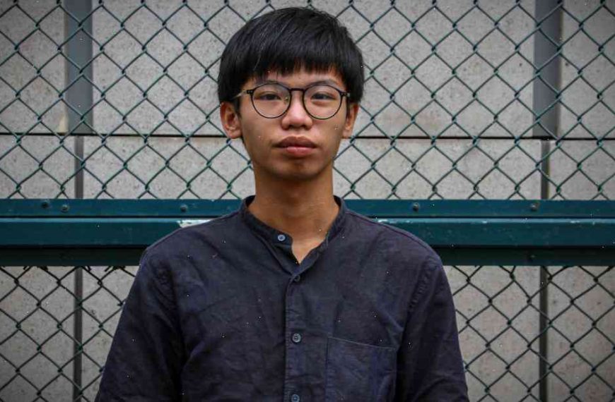Hong Kong sentences 20-year-old to 1 year under security law