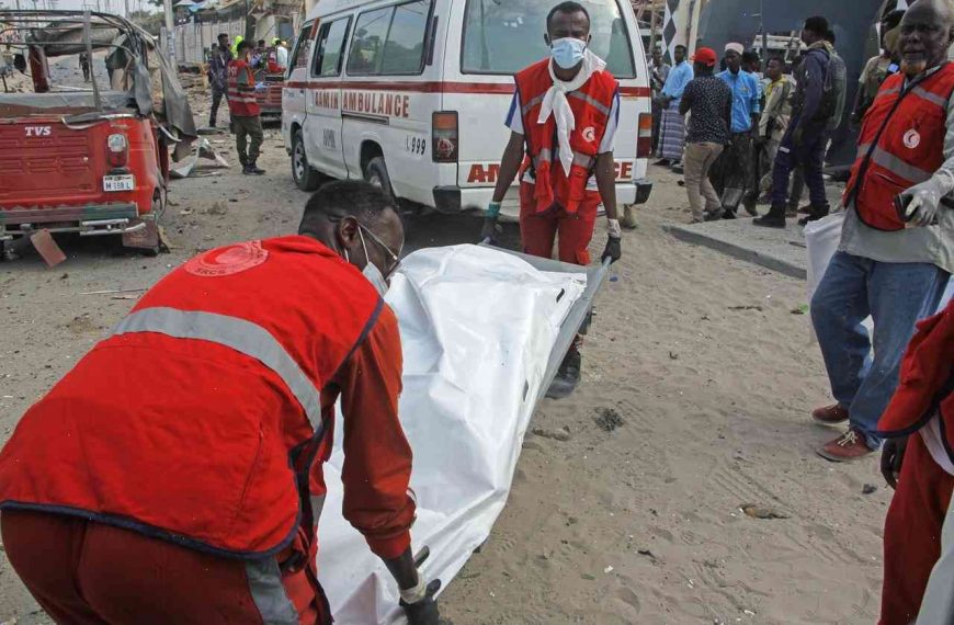 Explosion in Mogadishu leaves at least 11 dead, over 45 injured