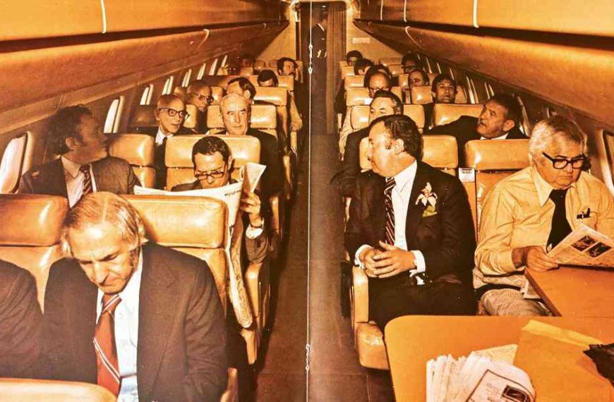 Who Owns the Club: Did you know that luxury travelers once had private club-style lounges in U.S. airports?