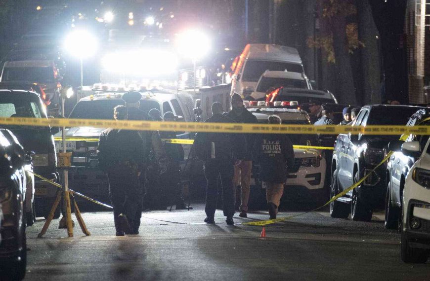 New York Police Department officers injured in Bronx shooting